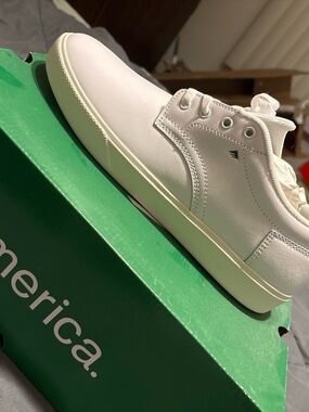Emerica White And Green Low-Top Leather Sneakers